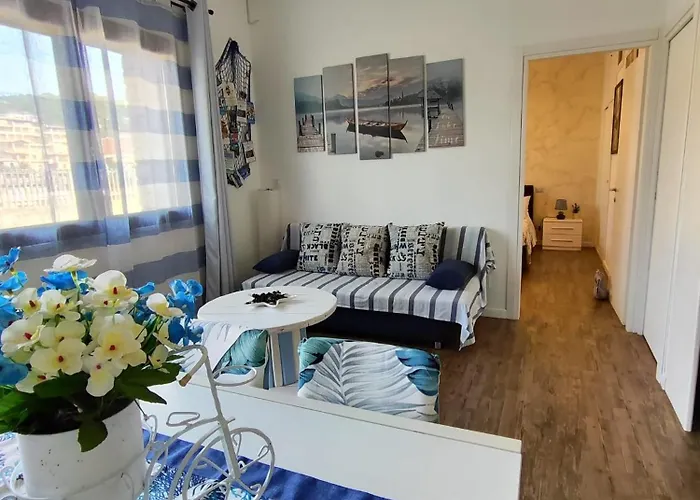 In * Віллазімьюс